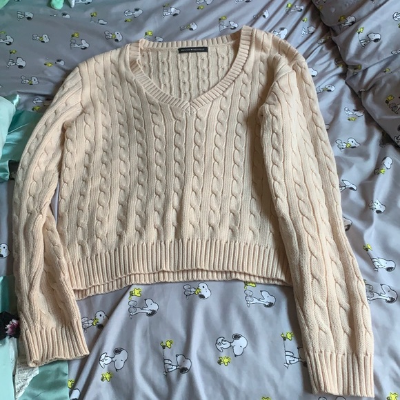 Brandy Melville Sweaters - Brandy Melville Light Pink Sweater